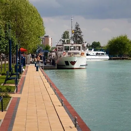 Mariella Vila Siófok